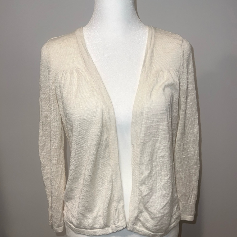 G.H Bass Knit Cardigan Sweater Small Cream Colored Shrug